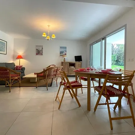 T3 4 Etoiles - Cossue Proche Centre Apartment